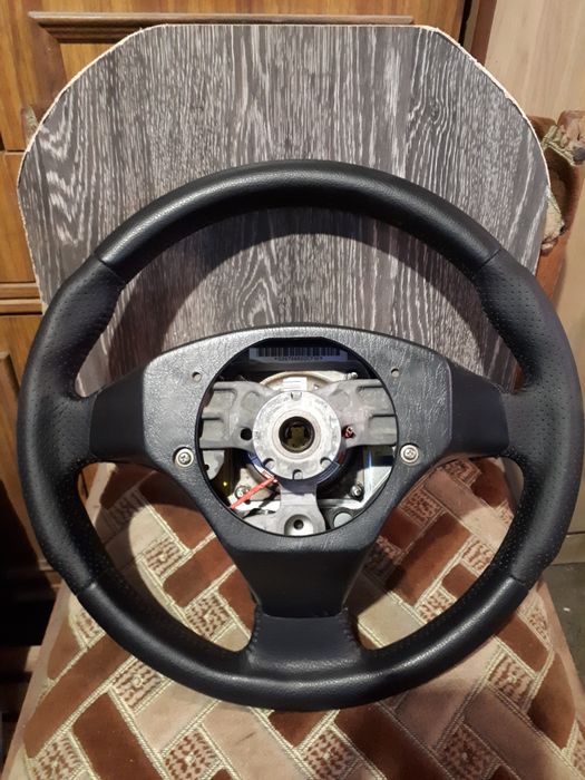 Кожаный руль Тойота