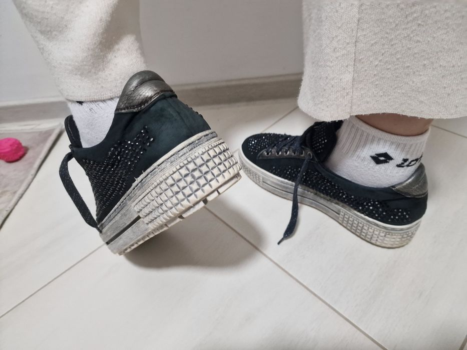 Adidasi / Tenesi Miglio / Made Italy / Alb Murdar / Piele Intoarsa

Ma