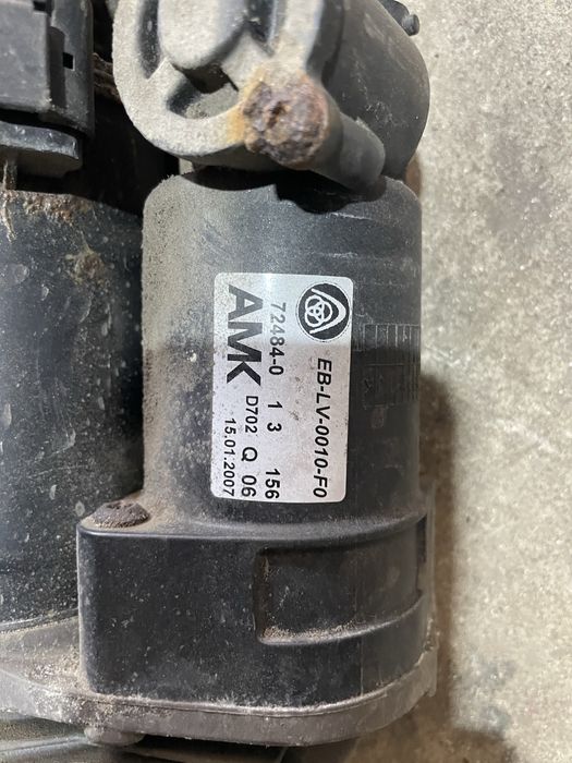 Компресор  окачване БМВ Е61 (kompresor bmw e61)