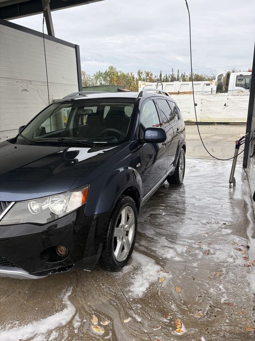 mitsubishi outlander 2008