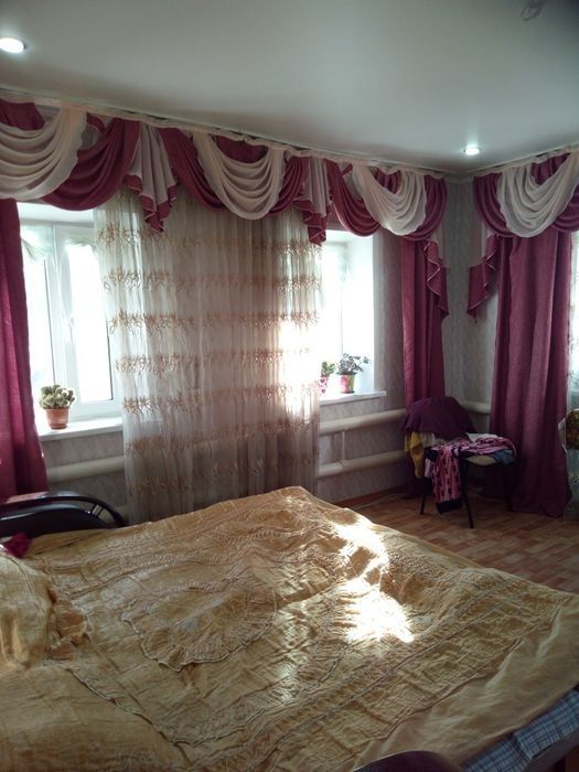 Дом 5 ком. 82 м2.