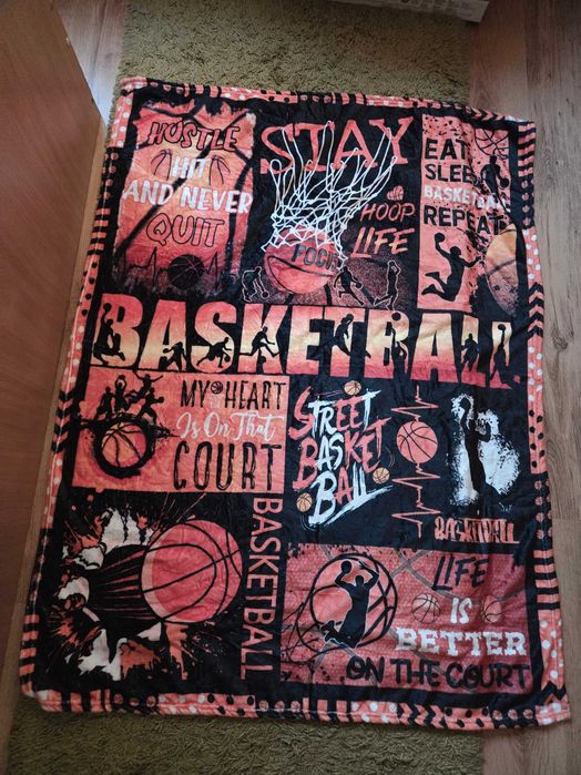 Pătură din fleece cu tematică de baschet