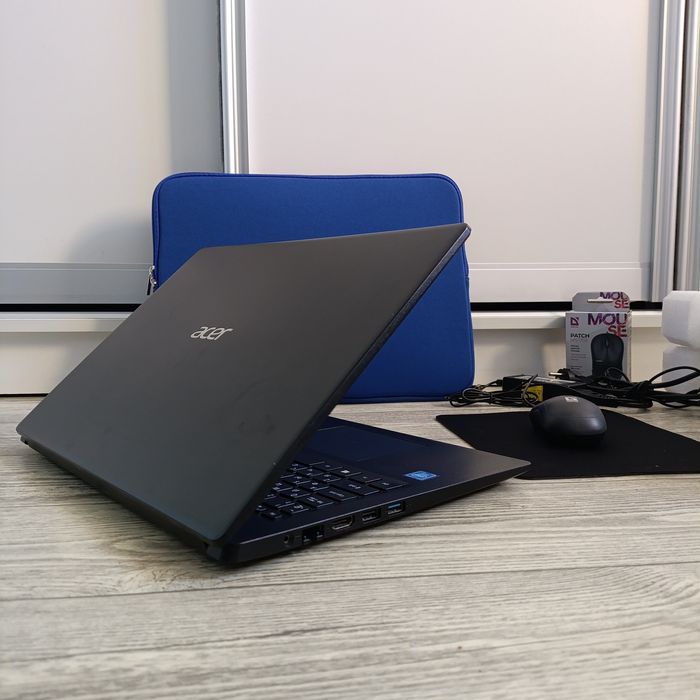 Acer Extensa EX215 / 4GB / HDD 500GB / Windows 10