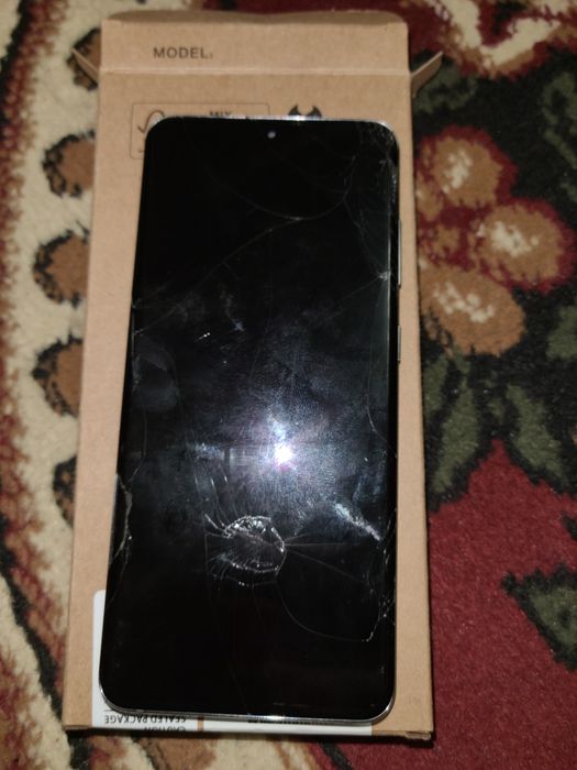 Samsung Galaxy S20 5G singan ekrani 60% ishlaydi