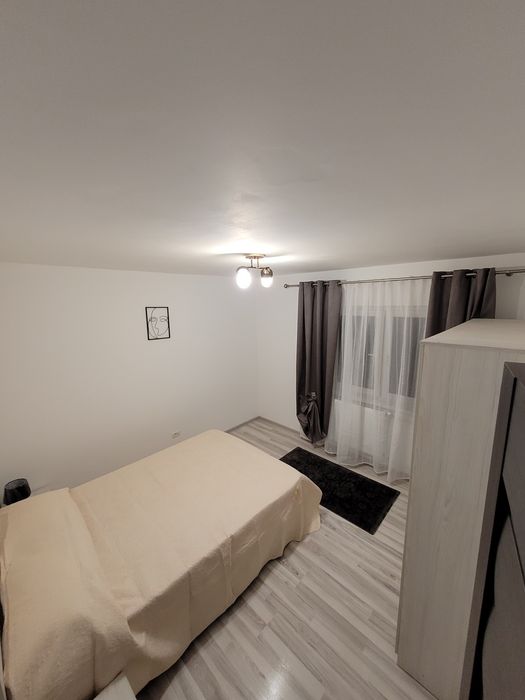 Inchiriez apartament 2 camere ROGERIUS