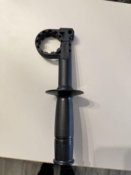 Странична дръжка за дрелка Makita