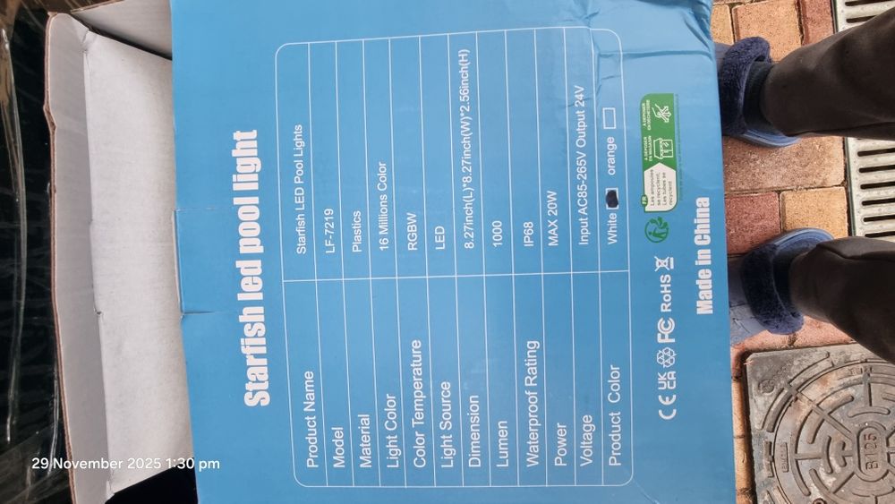 Iluminare piscina forma de stea