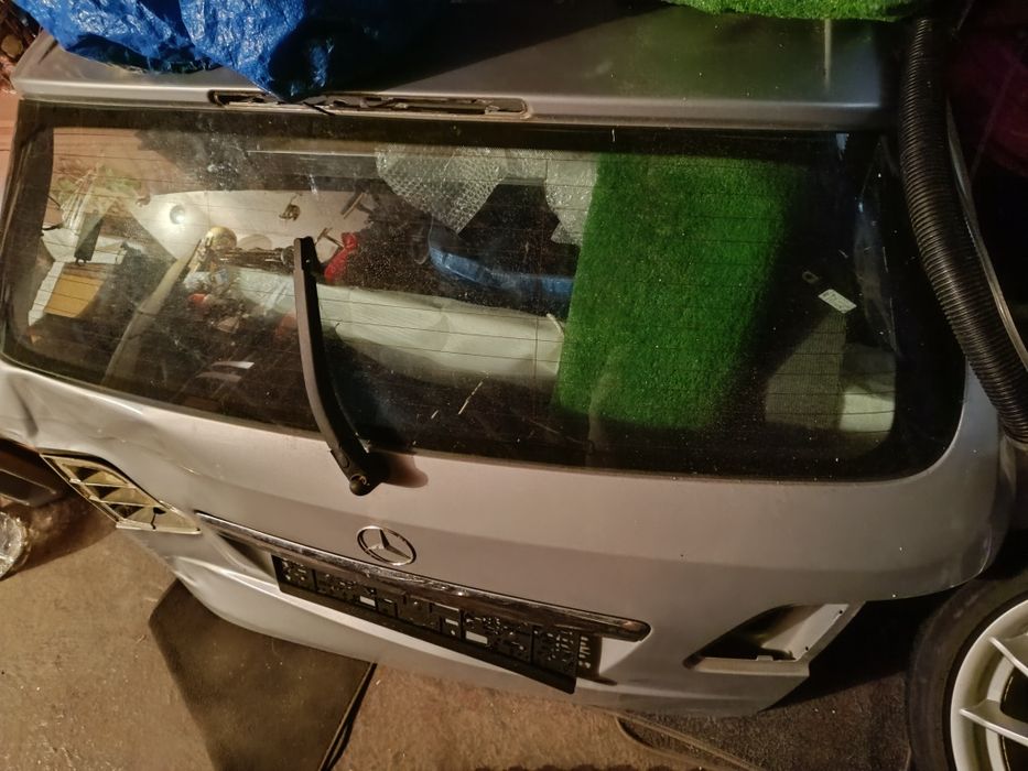 Задна врата - багажник от Мерцедес B класа
