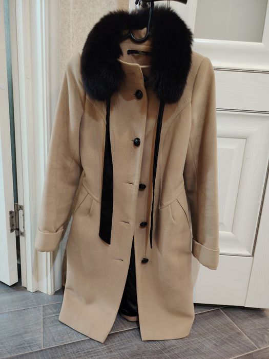 Продам Верхнюю одежду Пальто