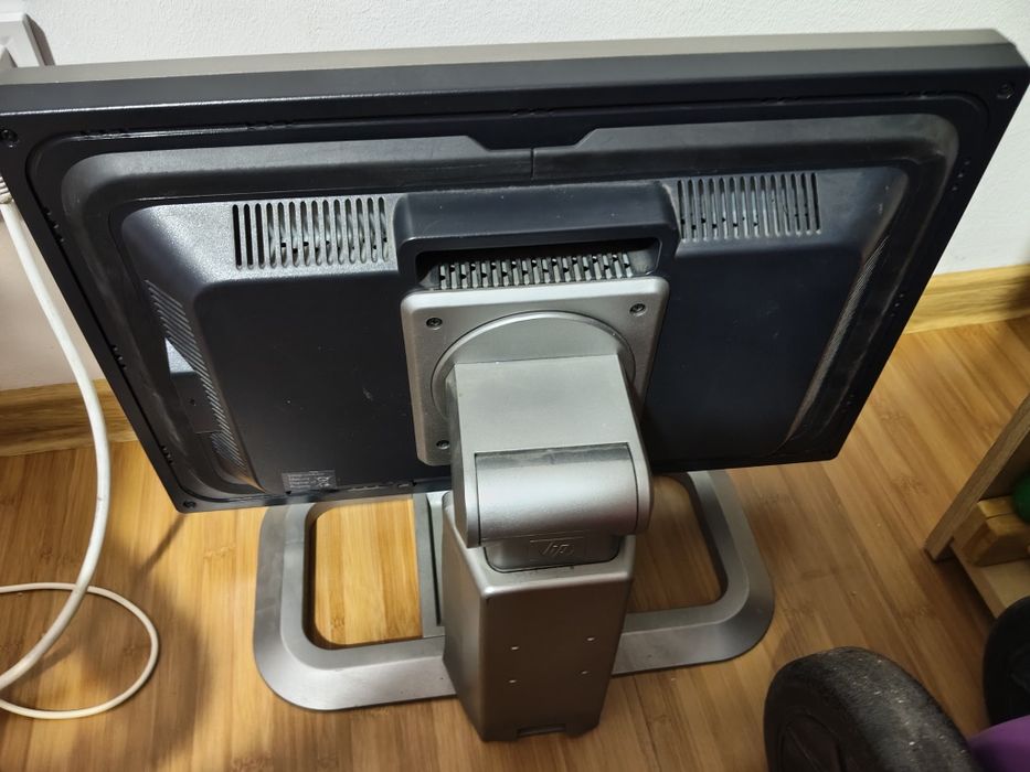 Unitate pc și monitor