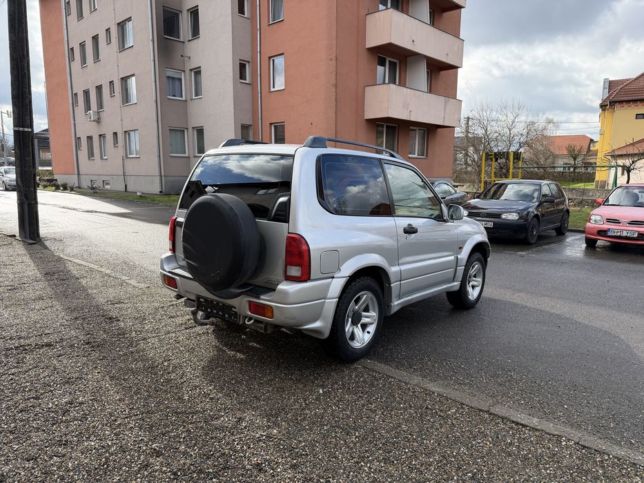 Suzuki Grand Vitara 1.6 - 2002 - Impecabil