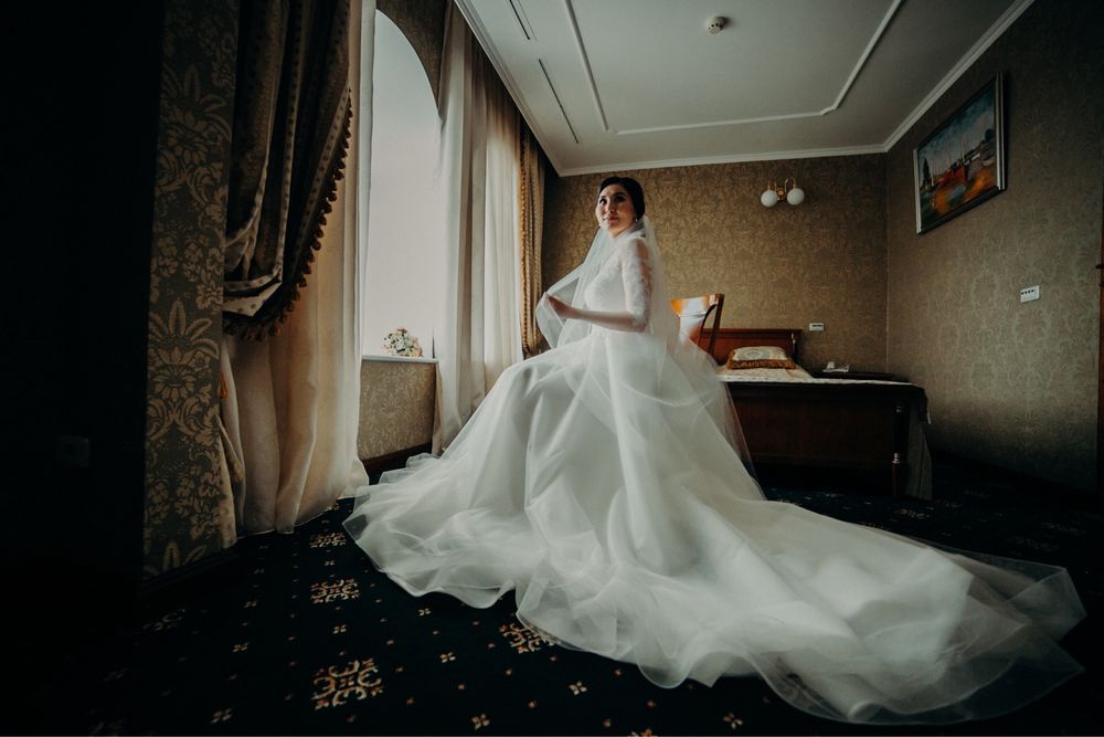 Продается красивое свадебное платье