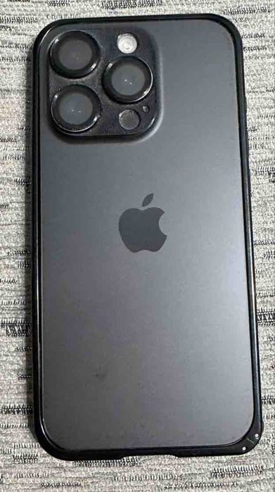 Продавам IPhone 15 pro