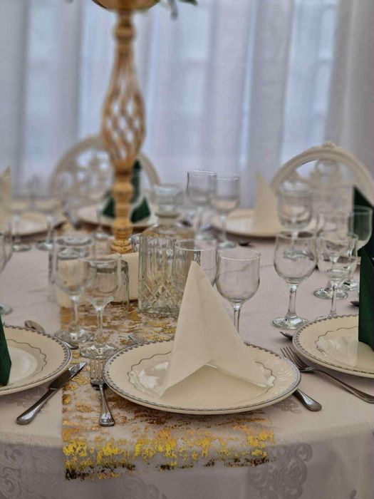 Închiriez corturi pentru evenimente