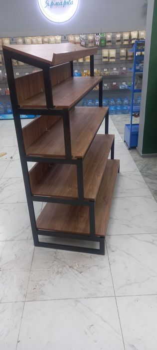 Стеллаж металлический.