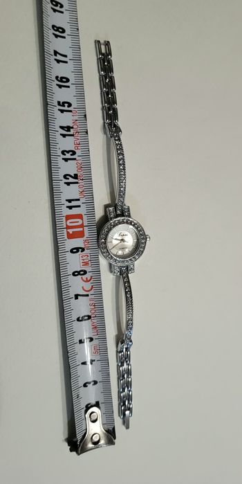 Ceas-brățară de damă superb, elegant