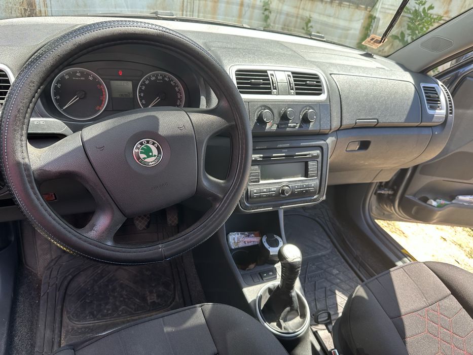 SKODA Fabia 2009 — imagine 4