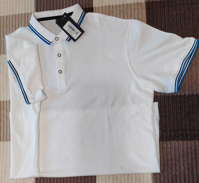 поло белая рубашка НОВАЯ