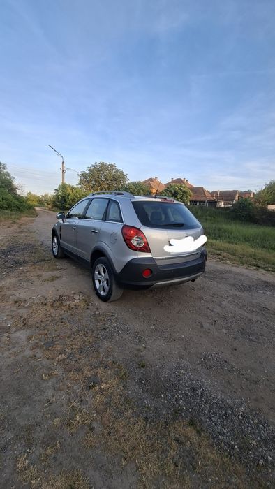 Vând Opel antara 2.0 4X4