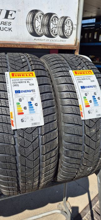 225 40 19 Pirelli