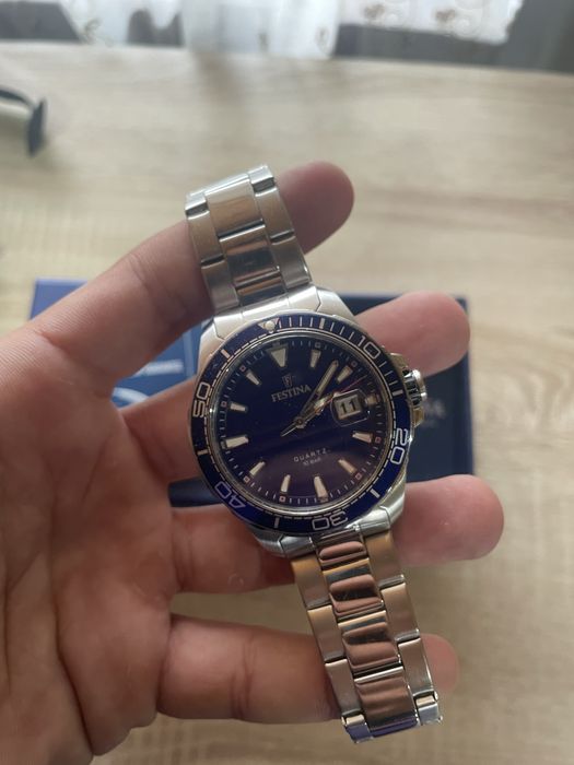 Часовник Festina