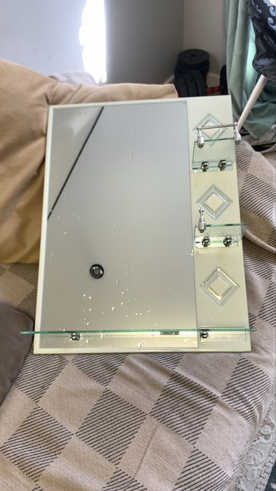 Зеркало для ванной комнаты