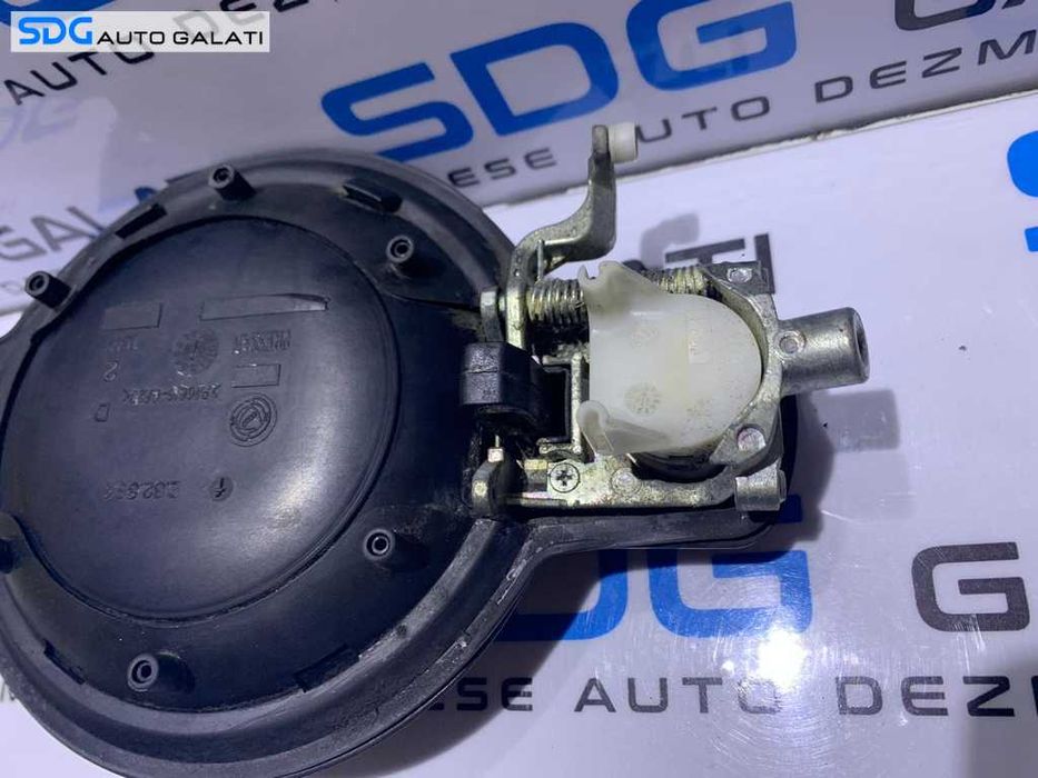Maner cu Butuc Usa Portiera Dreapta Fata Fiat Doblo 2000 - 2010 Cod 232884 [A0420]