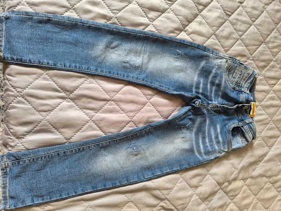 Детски дънки за момче