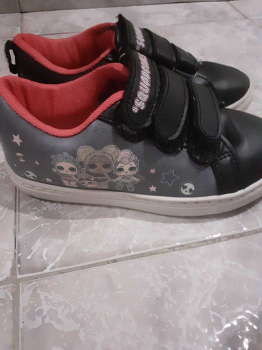 Маратонки и ботуши