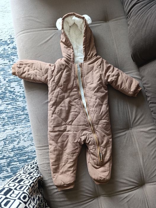 Продам демисезонный комбинезон