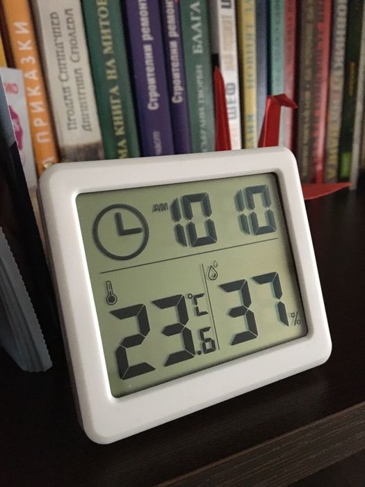 Комбинирани уреди - Барометър, термометър и хигрометър, хигрометър.