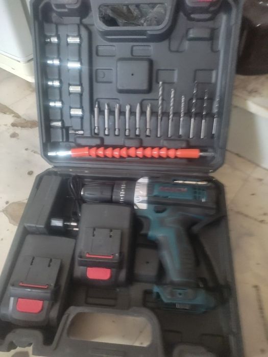 Продам шуруповёрт новый