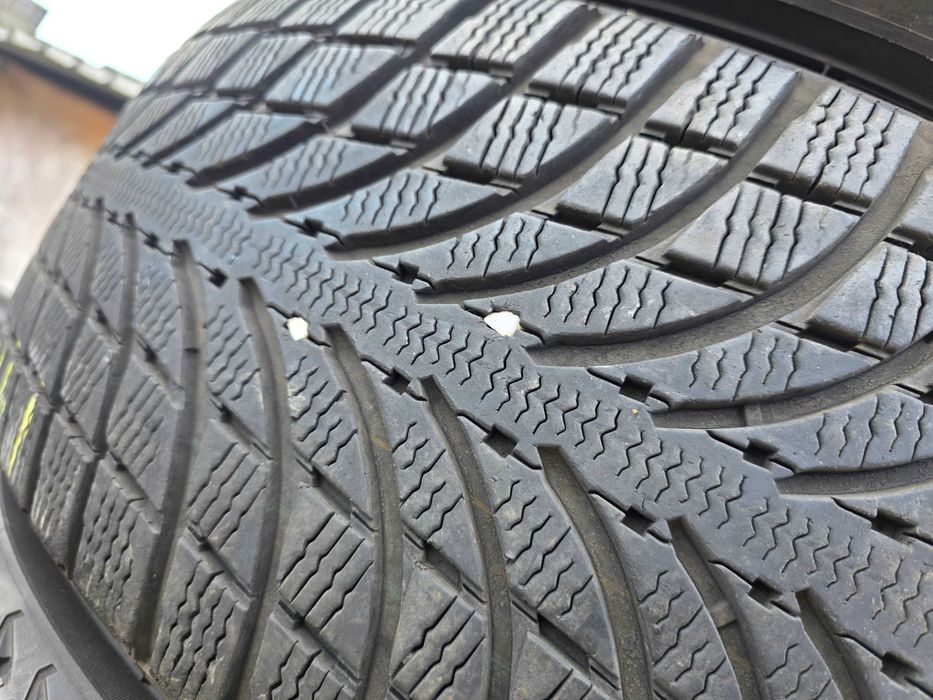 4бр Зимни гуми 235 65 17 - Michelin