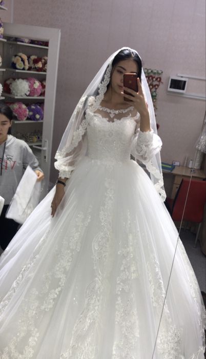 Свадебное платье