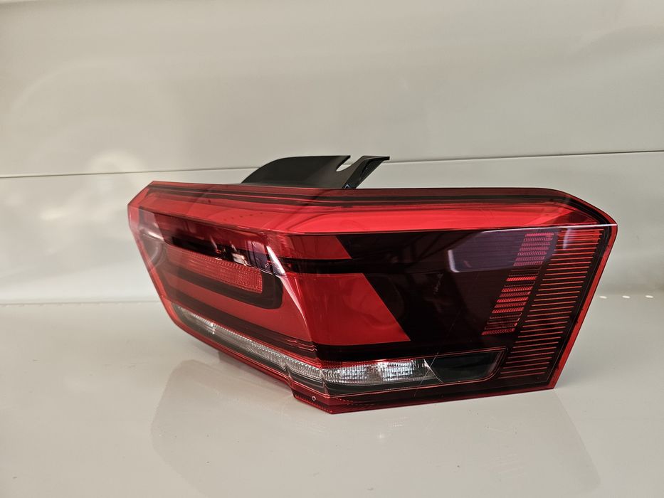 Stop / Lampa dreapta Full Led VW ID3 cod : 10A 945 096 B