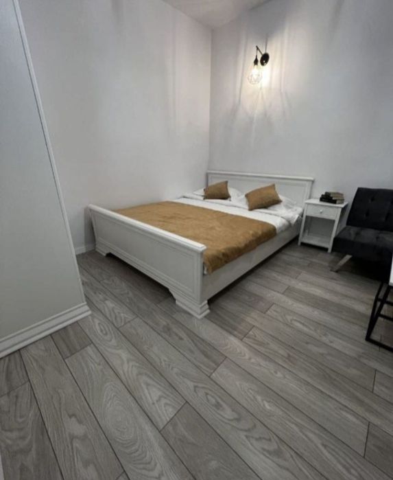 Garsonieră în vilă, cu curte proprie, în Mamaia Nord