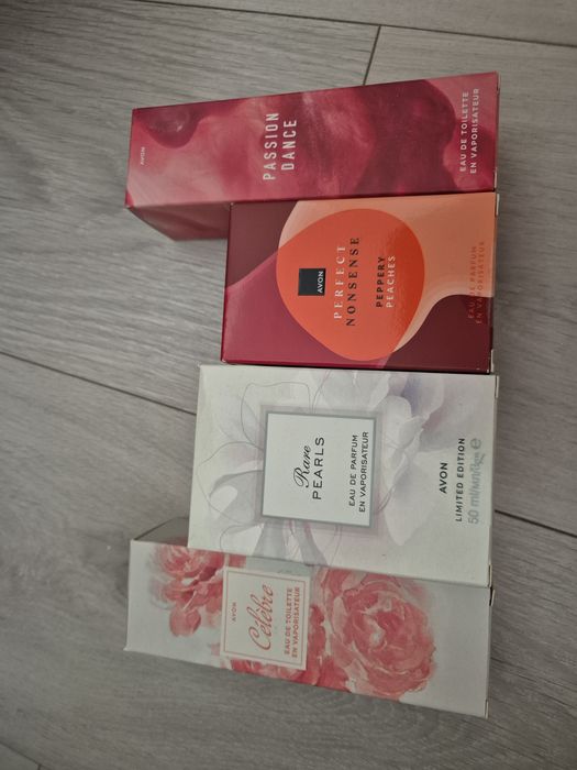 Set 4 parfumuri Avon