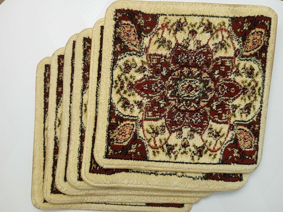 Коврики для стульев