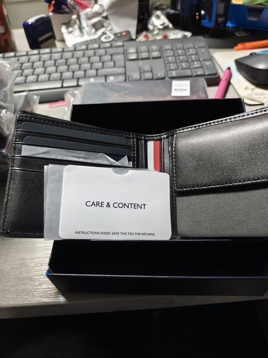 Portofel piele Tommy Hilfiger din  piele