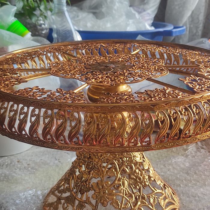 Продам  тортницу