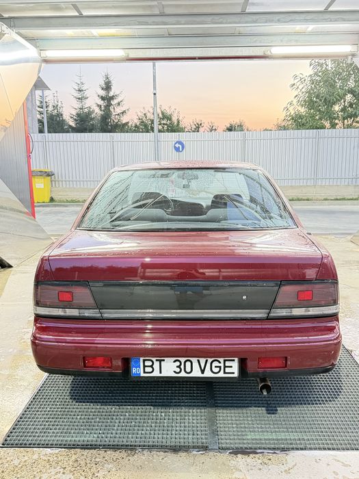 Nissan Maxima atestat retro
