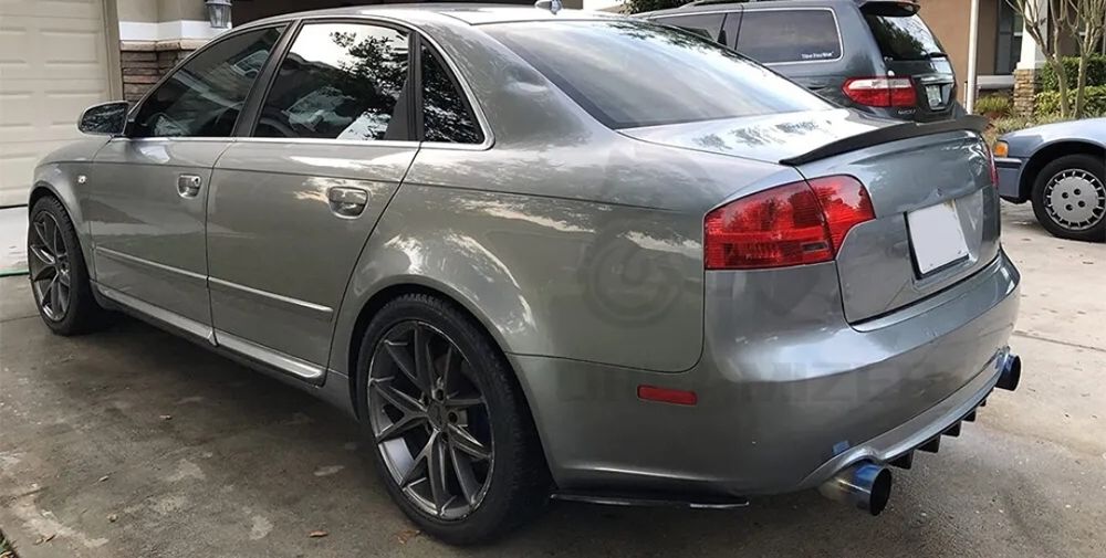 Extensii / Colțare Lip Bara Spate Audi A3 A4 A5 A6 A7 – Negru Lucios