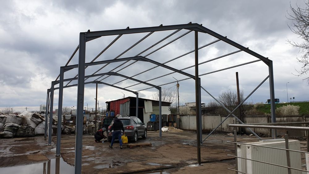 Structura hala in stoc de 8x15m cu montaj inclus suruburi