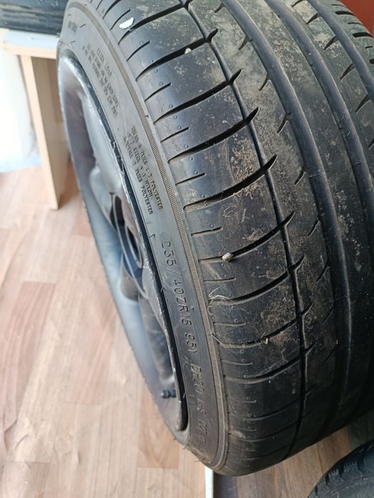 Продам Колеса с резиной r18