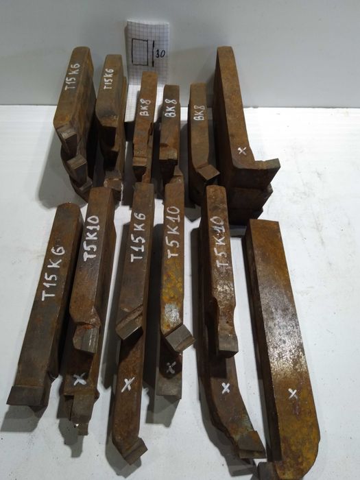 резцы токарные разные