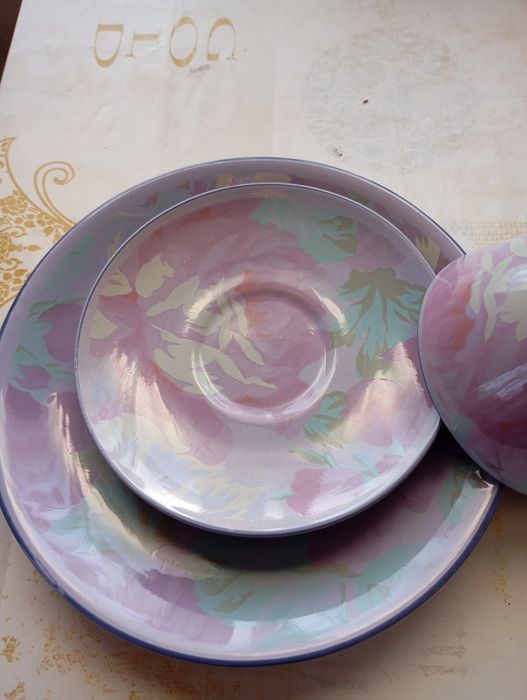 Servici de masă ,22 piese,60 lei