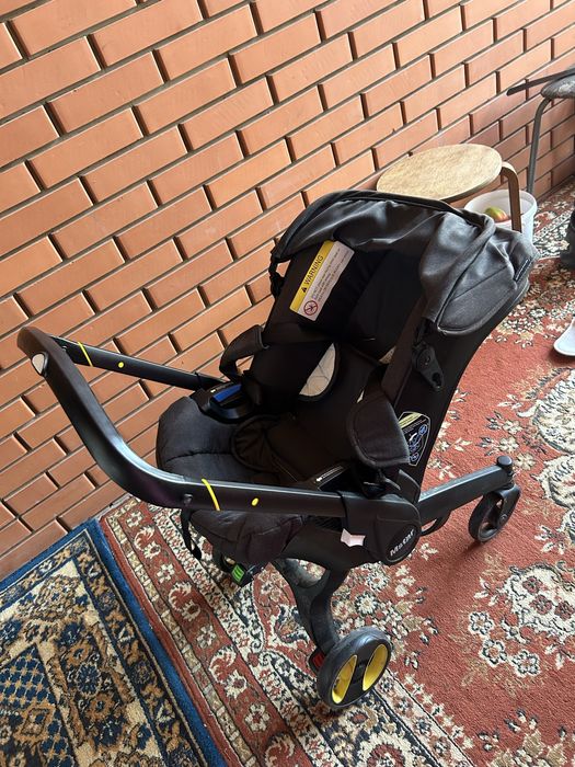 Продам коляску 2 в 1