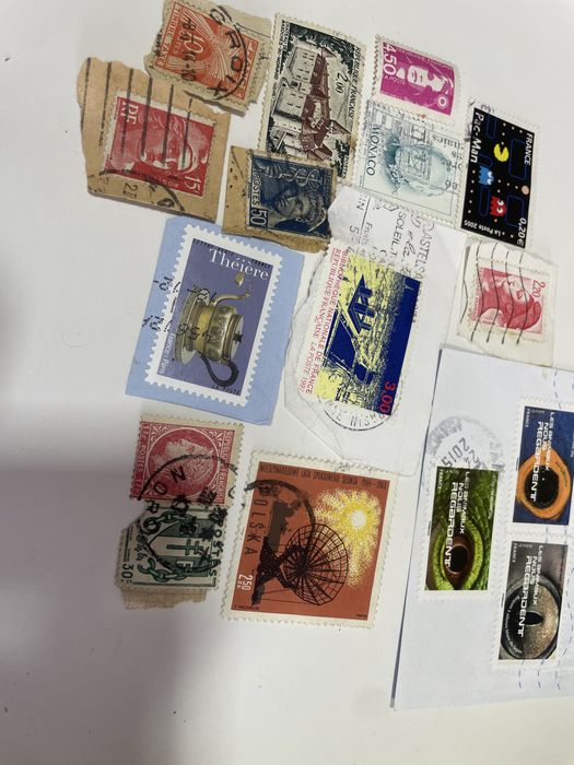 Продавам стари пощенски маркй