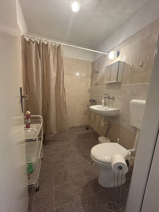 Дава се под наем Едностаен апартамент в София, Хиподрума - 47 кв.м за 600 € - Снимка #14