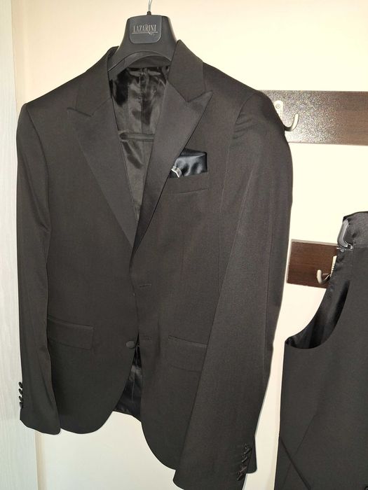 Луксозен мъжки  костюм
